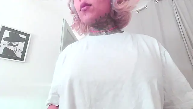 serena  vedette online show from 10-13-25, 09:09