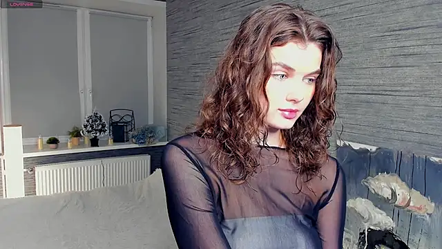 FloraDobb online show from 02-15-25, 12:15