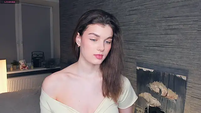 FloraDobb online show from 03-09-25, 10:41