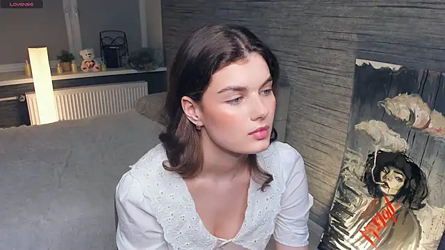 FloraDobb online show from 03-14-25, 02:20