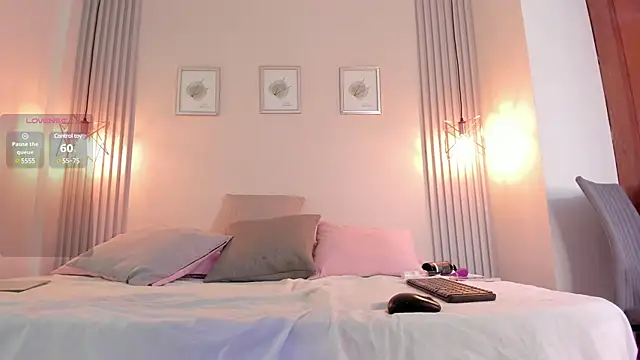 Snapshot of redvelvet__7 chatting on 02-05-25, 07:31 redvelvet  7 online show from 02-05-25, 07:31