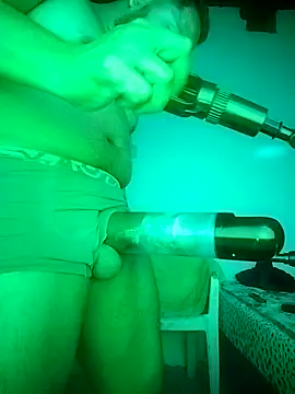 Ant1990 online show from 11-25-25, 03:28