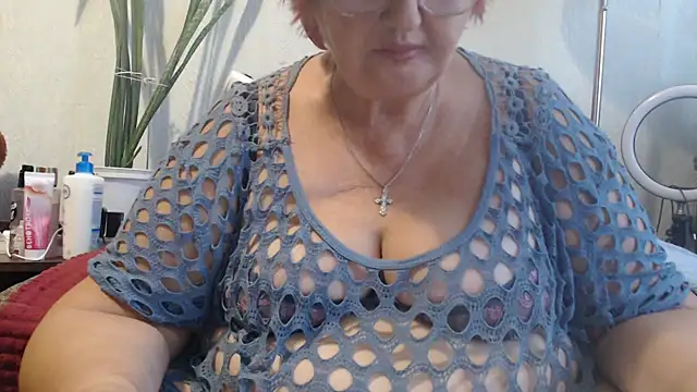 DeniseeRosea online show from 09-22-25, 09:33