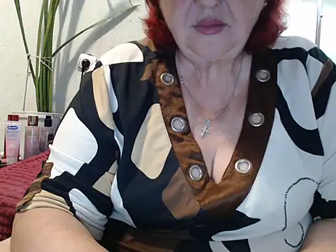 Snapshot of DeniseeRosea chatting on 06-14-26, 12:30 DeniseeRosea online show from 06-14-26, 12:30