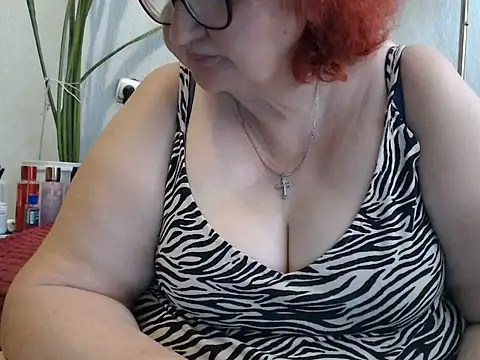 Snapshot of DeniseeRosea chatting on 06-18-26, 09:14 DeniseeRosea online show from 06-18-26, 09:14
