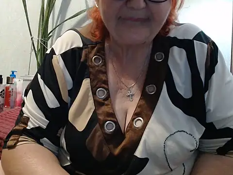 Snapshot of DeniseeRosea chatting on 07-14-26, 02:05 DeniseeRosea online show from 07-14-26, 02:05