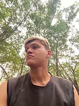 izan 20 online show from 03-13-26, 08:26