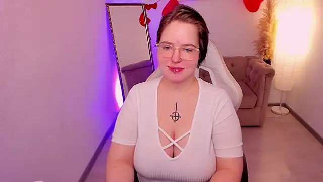 Snapshot of Manic_pixie_ chatting on 02-21-26, 03:46 Manic pixie online show from 02-21-26, 03:46