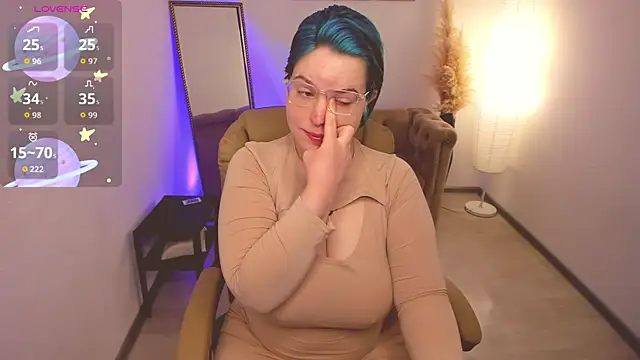 Snapshot of Manic_pixie_ chatting on 05-10-26, 03:28 Manic pixie online show from 05-10-26, 03:28