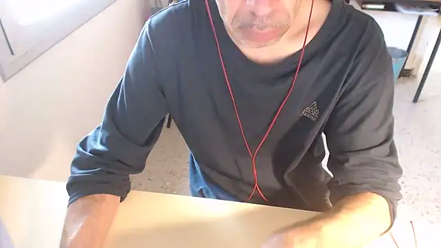 Snapshot of choice669 chatting on 03-12-26, 03:29 choice669 online show from 03-12-26, 03:29