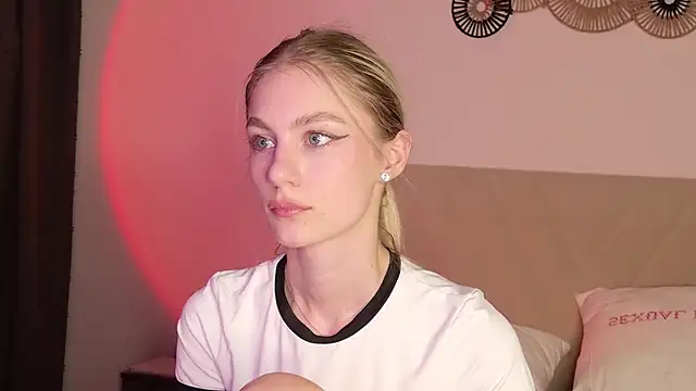 GabriellaOlsen online show from 03-23-26, 08:02