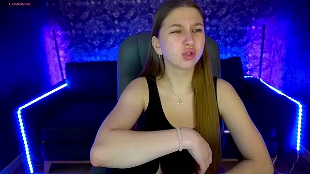 Snapshot of AureliaBliss_ chatting on 02-21-25, 07:12 AureliaBliss online show from 02-21-25, 07:12