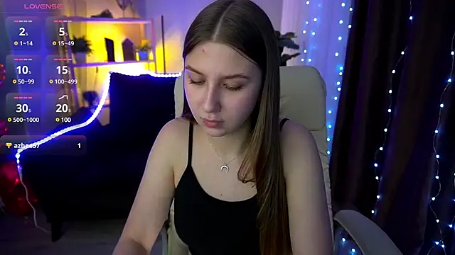 Snapshot of AureliaBliss_ chatting on 03-20-25, 07:25 AureliaBliss online show from 03-20-25, 07:25