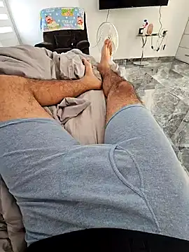 j0nathan00 online show from 01-29-25, 12:02