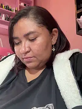 KarlaWild online show from 02-12-25, 10:04