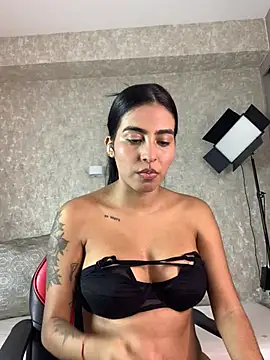 Snapshot of genesissara chatting on 05-17-26, 09:22 genesissara online show from 05-17-26, 09:22
