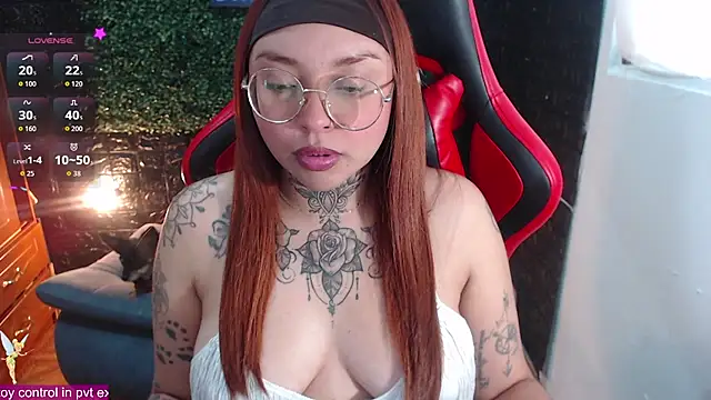 natyk m online show from 10-31-25, 02:18