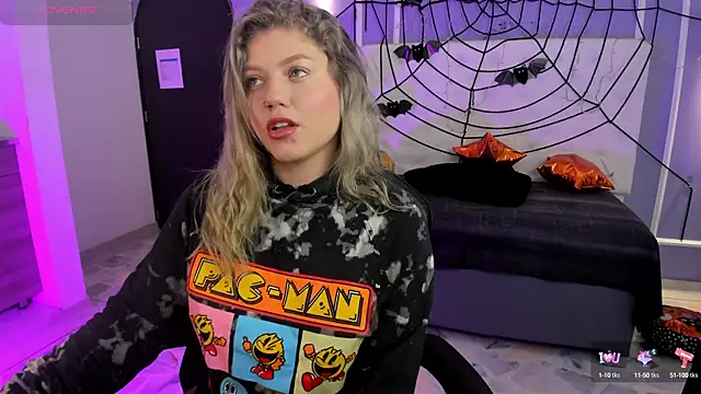 alaia greyy online show from 10-17-25, 12:52