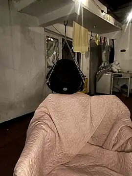 CAYLINCOLLINS online show from 03-07-26, 03:25