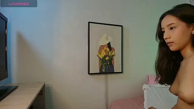 Snapshot of sophi_lii chatting on 01-26-25, 08:34 sophi lii online show from 01-26-25, 08:34