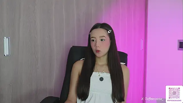 Snapshot of sophi_lii chatting on 09-15-25, 05:13 sophi lii online show from 09-15-25, 05:13