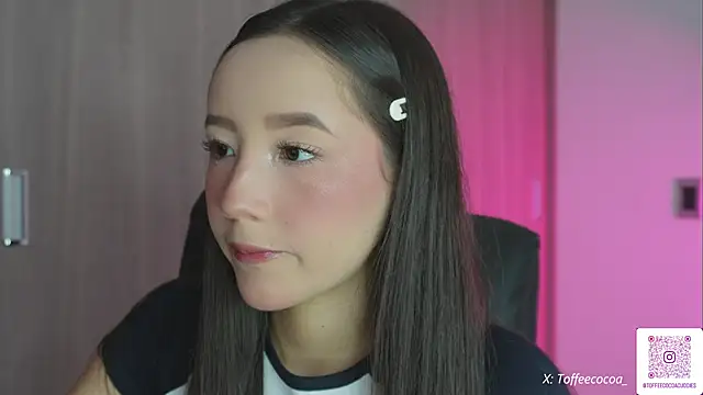 Snapshot of sophi_lii chatting on 09-19-25, 09:15 sophi lii online show from 09-19-25, 09:15