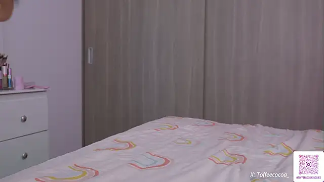 Snapshot of sophi_lii chatting on 10-02-25, 05:31 sophi lii online show from 10-02-25, 05:31