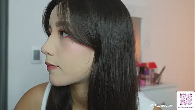 Snapshot of sophi_lii chatting on 02-06-26, 12:37 sophi lii online show from 02-06-26, 12:37