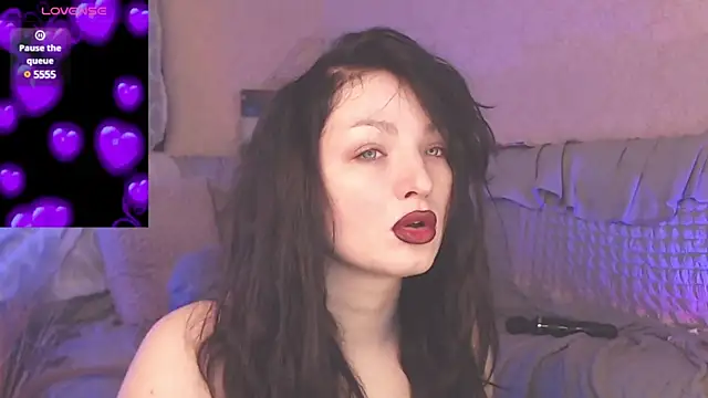 BritneyBarker online show from 01-28-25, 02:43