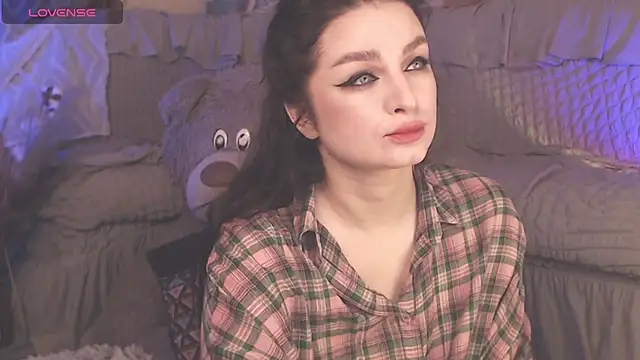 BritneyBarker online show from 03-22-25, 12:39