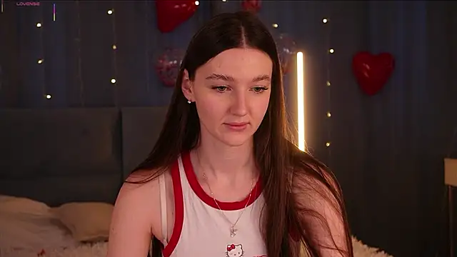 Snapshot of GeorginaDudley chatting on 02-15-26, 07:05 GeorginaDudley online show from 02-15-26, 07:05