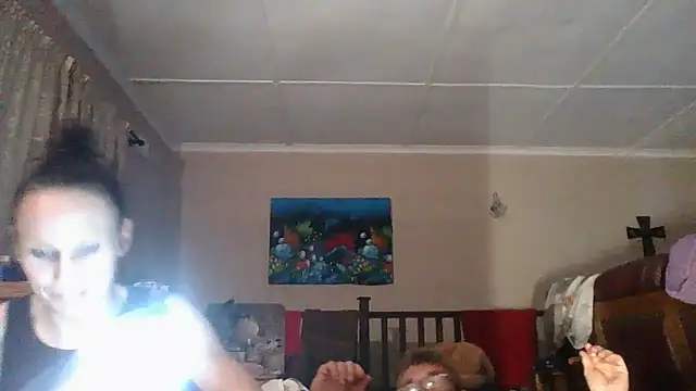 Snapshot of xylegs chatting on 09-14-25, 06:18 xylegs online show from 09-14-25, 06:18