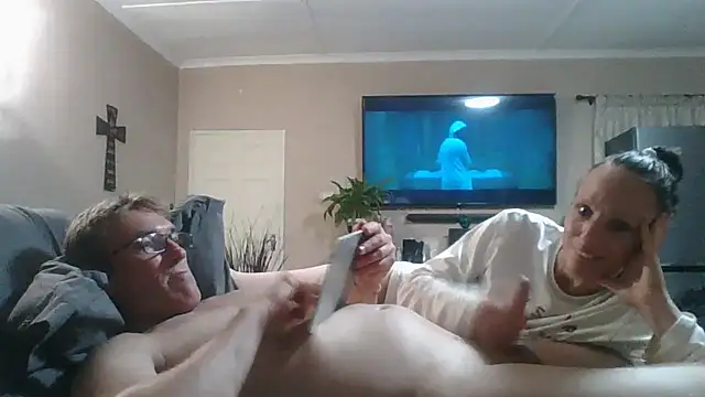 Snapshot of xylegs chatting on 09-24-25, 09:51 xylegs online show from 09-24-25, 09:51