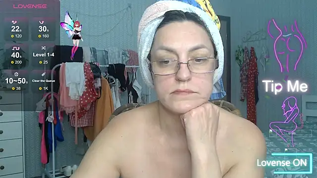 Snapshot of Soffya_Soy chatting on 11-16-25, 12:44 Soffya Soy online show from 11-16-25, 12:44