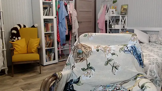 Snapshot of Soffya_Soy chatting on 05-31-26, 06:42 Soffya Soy online show from 05-31-26, 06:42