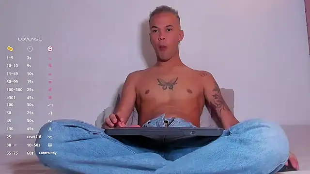 Jeremmy Love online show from 04-08-26, 08:31