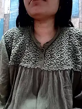 Snapshot of cute_IndianBabe chatting on 02-21-26, 01:28 cute IndianBabe online show from 02-21-26, 01:28