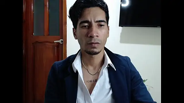 King Liam online show from 01-25-25, 03:51