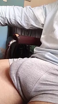 Snapshot of Andre16c chatting on 01-07-26, 01:46 Andre16c online show from 01-07-26, 01:46