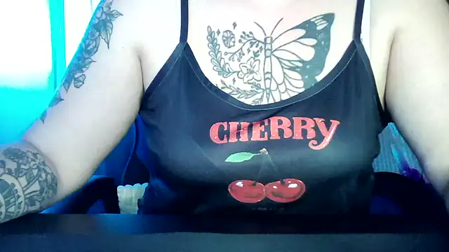 bunnyfox420 online show from 09-25-25, 04:54