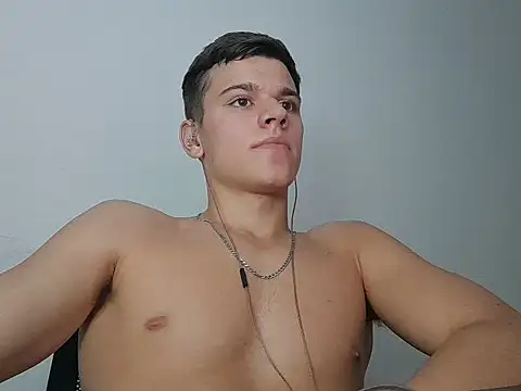 Snapshot of vitorsafado19 chatting on 02-17-25, 04:09 vitorsafado19 online show from 02-17-25, 04:09