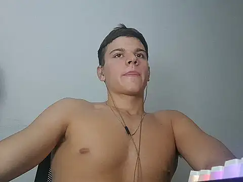 Snapshot of vitorsafado19 chatting on 03-07-25, 03:51 vitorsafado19 online show from 03-07-25, 03:51