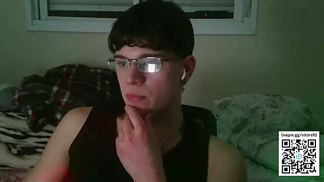 Snapshot of vitorsafado19 chatting on 10-09-25, 03:04 vitorsafado19 online show from 10-09-25, 03:04