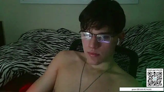 Snapshot of vitorsafado19 chatting on 10-11-25, 05:17 vitorsafado19 online show from 10-11-25, 05:17