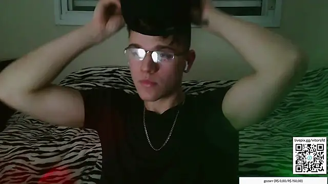 Snapshot of vitorsafado19 chatting on 11-03-25, 02:24 vitorsafado19 online show from 11-03-25, 02:24