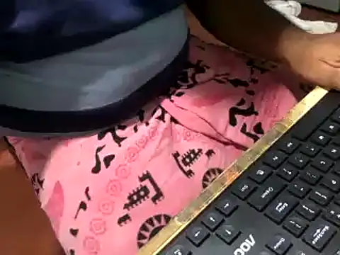 Snapshot of lolboy1234Z chatting on 01-12-26, 10:59 lolboy1234Z online show from 01-12-26, 10:59