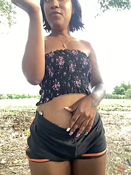 Snapshot of Charlotte_bronxxx chatting on 01-26-25, 09:51 Charlotte bronxxx online show from 01-26-25, 09:51