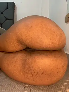 Snapshot of Charlotte_bronxxx chatting on 09-13-25, 03:34 Charlotte bronxxx online show from 09-13-25, 03:34