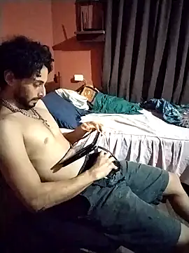 Nooneisthis online show from 01-24-25, 06:24