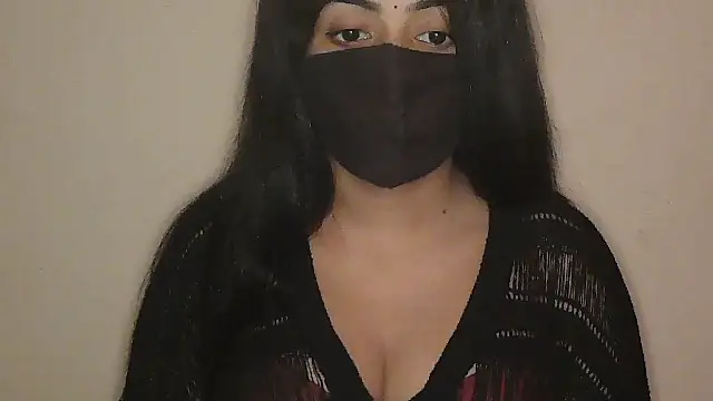 Snapshot of Reddy_Trisha chatting on 11-26-25, 07:26 Reddy Trisha online show from 11-26-25, 07:26